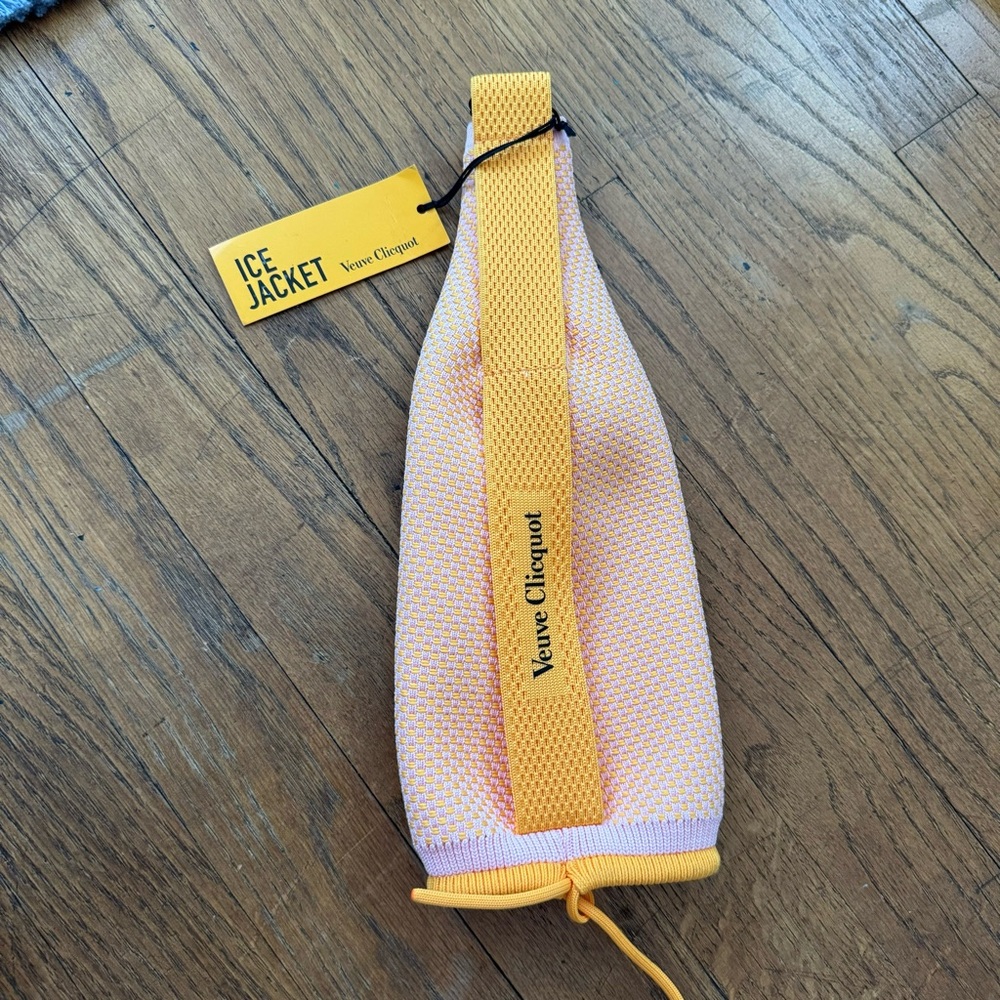 Veuve Clicquot Ice Jacket BNWT